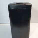 Kosz metalowy automatyczny/na baterie czarny 12L wymiary28-22-41